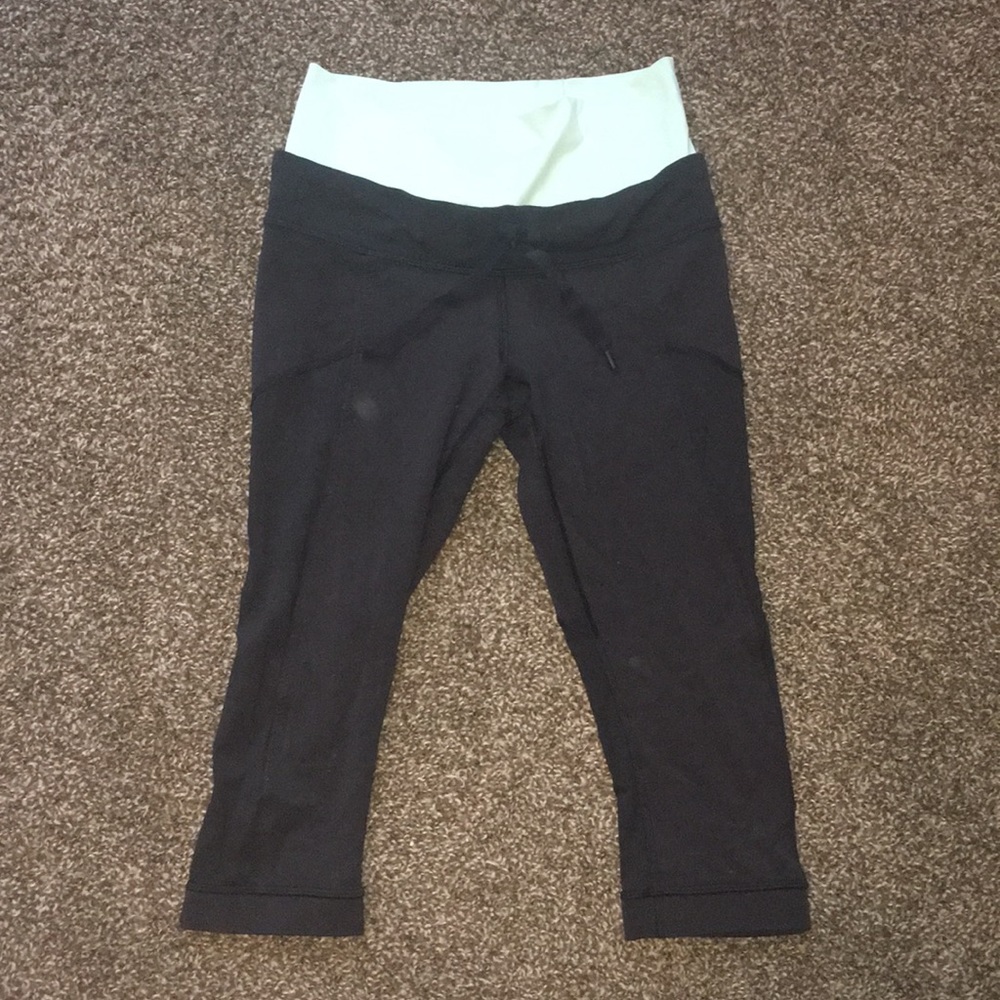 Mint and Black Lululemon Crops